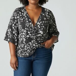 Cato Women's Size 18-20 Black Floral Polka Dot Top